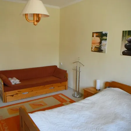 דירה Marton Apartman מאקו