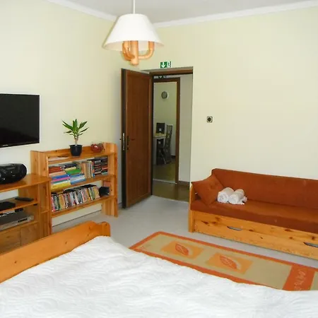 Marton Apartman דירה מאקו